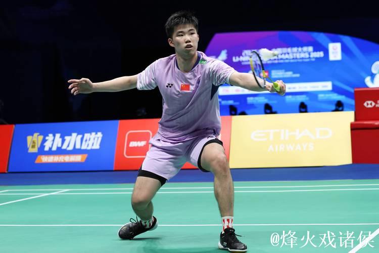 中国羽毛球大师赛:翁泓阳力克林俊易夺得男单桂冠 中国羽毛球大师赛:翁泓阳力克林俊易夺得男单桂冠